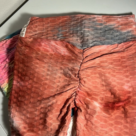 Colorful Tie Dye NWOT Leggings Bundle Size Small - Picture 4 of 9